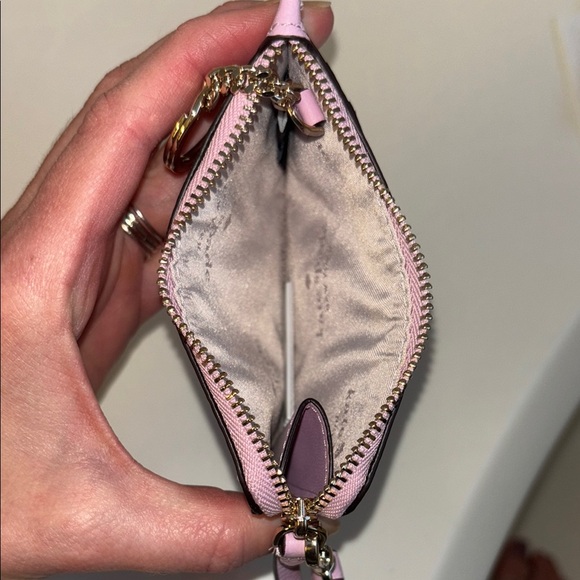 ♠️ Kate Spade Light Purple Wristlet ♠️ - Picture 3 of 4